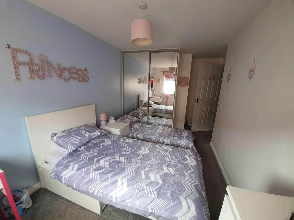 Two single beds room